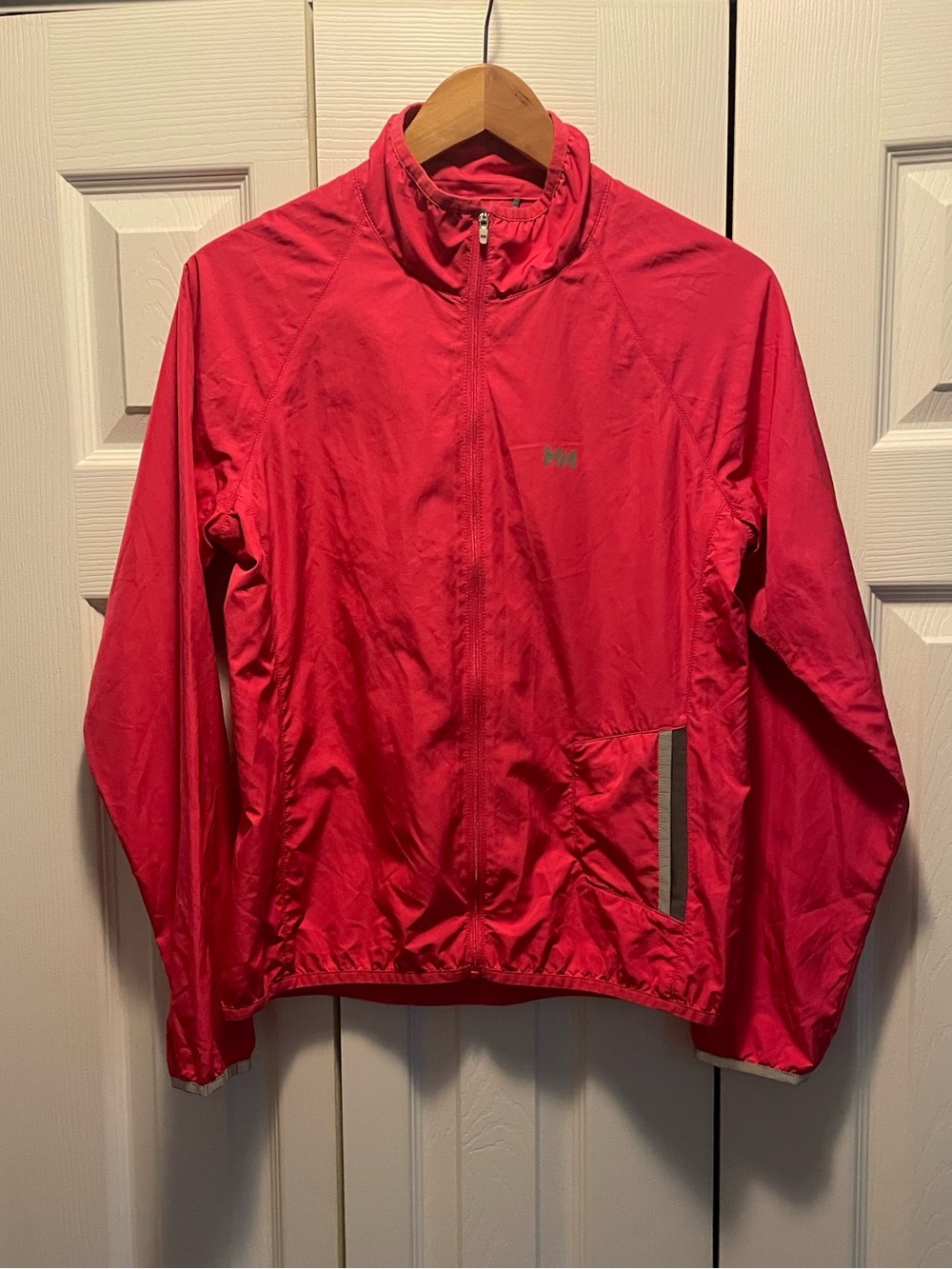 Helly Hansen packable lightweight athletic jacket size small